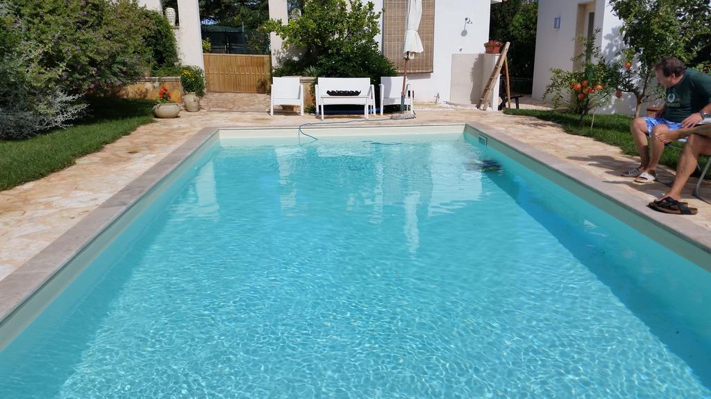 Villa Massa Piscina Полиньяно-а-Маре Экстерьер фото